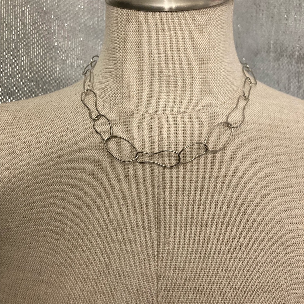 Circle looped Necklace
